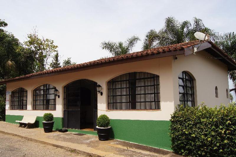 Hotel Fazenda Sao Matheus Серра-Негра Екстер'єр фото
